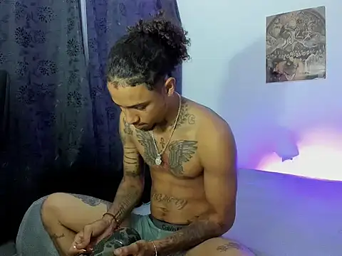 Snapshot of juantalents chatting on 10-26-25, 03:29 juantalents online show from 10-26-25, 03:29