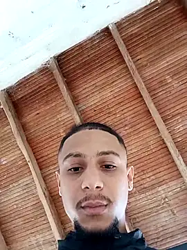 Snapshot of juantalents chatting on 11-28-25, 09:28 juantalents online show from 11-28-25, 09:28