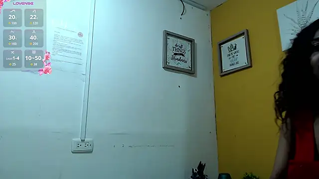 MisRoos online show from 10-18-25, 07:36