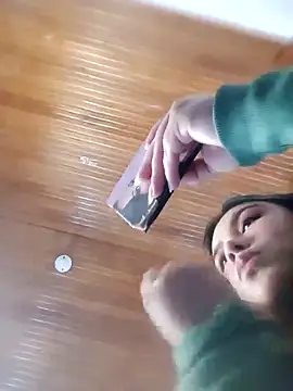 LucyPetit online show from 09-22-25, 12:51