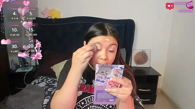 Snapshot of LucyPetit chatting on 09-23-25, 12:52 LucyPetit online show from 09-23-25, 12:52