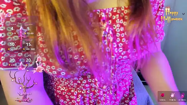 LucyPetit online show from 10-09-25, 01:31