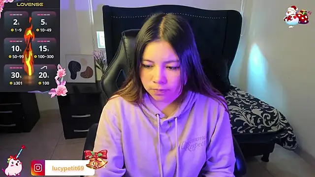 LucyPetit online show from 01-14-26, 01:06