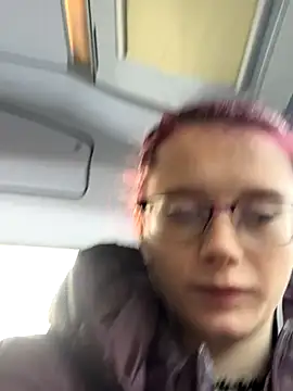 Snapshot of raen001 chatting on 12-05-25, 09:29 raen001 online show from 12-05-25, 09:29