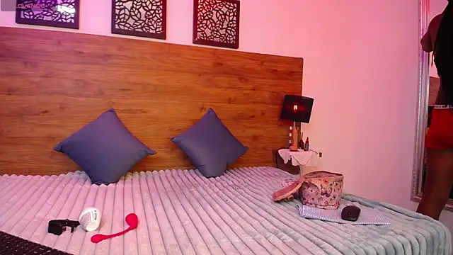 AlexandraCambell online show from 10-10-25, 08:08