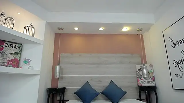 AlexandraCambell online show from 10-29-25, 11:56