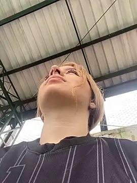 karla-thomsom10 online show from 02-15-26, 01:31