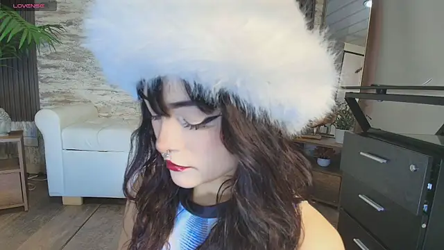 Snapshot of sakuramoss chatting on 10-16-25, 06:25 sakuramoss online show from 10-16-25, 06:25