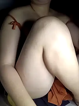 Snapshot of BigPussy178 chatting on 10-05-25, 02:37 BigPussy178 online show from 10-05-25, 02:37