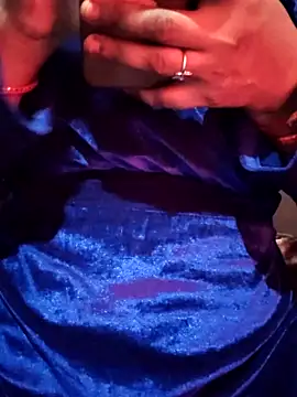 Snapshot of kajal_td chatting on 12-14-25, 05:29 kajal td online show from 12-14-25, 05:29