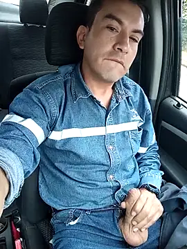 Blackaxes online show from 04-13-26, 09:31