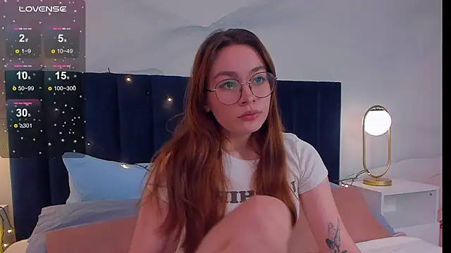 Snapshot of LanaAirlie chatting on 10-14-25, 10:16 LanaAirlie online show from 10-14-25, 10:16