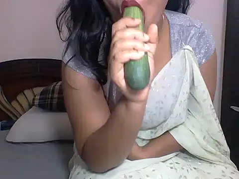 Snapshot of anu-anu2002 chatting on 02-13-26, 02:02 anu-anu2002 online show from 02-13-26, 02:02