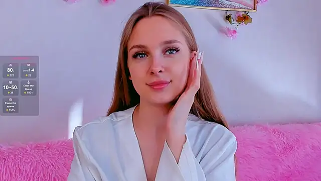 CindyGreen online show from 09-28-25, 06:19