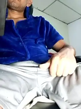 Snapshot of Bosssweet22cm chatting on 01-09-26, 02:03 Bosssweet22cm online show from 01-09-26, 02:03