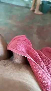 Snapshot of Bosssweet22cm chatting on 03-22-26, 07:06 Bosssweet22cm online show from 03-22-26, 07:06