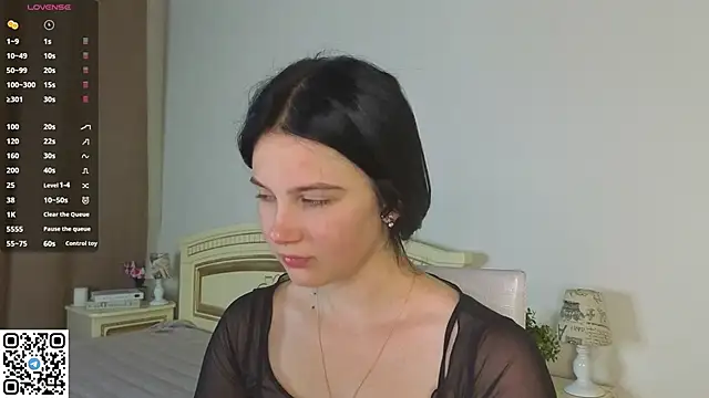 Snapshot of EnricaElis chatting on 09-08-25, 08:08 EnricaElis online show from 09-08-25, 08:08