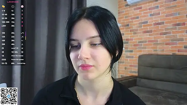 Snapshot of EnricaElis chatting on 09-14-25, 08:30 EnricaElis online show from 09-14-25, 08:30