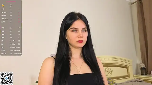 Snapshot of EnricaElis chatting on 11-10-25, 08:19 EnricaElis online show from 11-10-25, 08:19