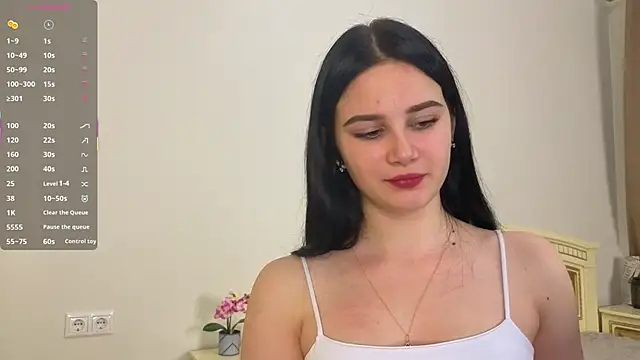 Snapshot of EnricaElis chatting on 11-16-25, 08:03 EnricaElis online show from 11-16-25, 08:03