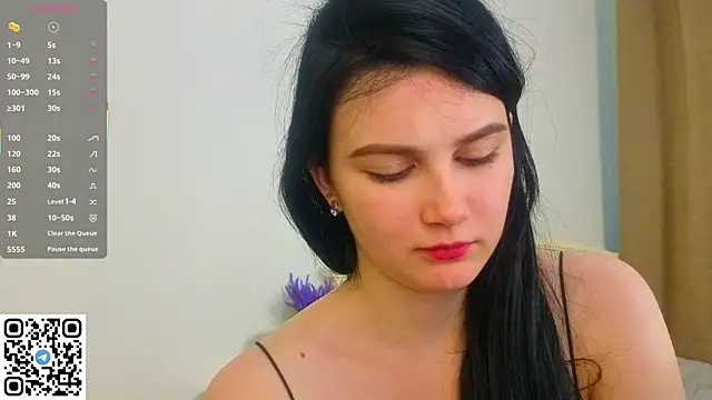 Snapshot of EnricaElis chatting on 04-28-26, 02:27 EnricaElis online show from 04-28-26, 02:27