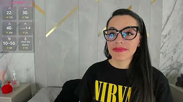 IsisNoir online show from 02-04-26, 08:14