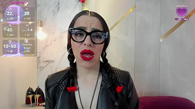 Snapshot of IsisNoir chatting on 05-07-26, 12:54 IsisNoir online show from 05-07-26, 12:54
