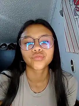 SofieLove 01 online show from 03-14-26, 07:25