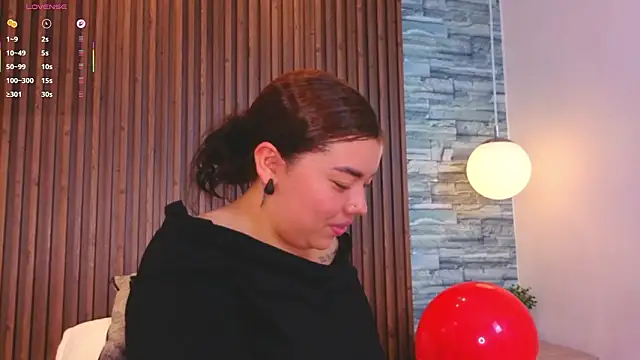 leilapons online show from 02-15-26, 07:54