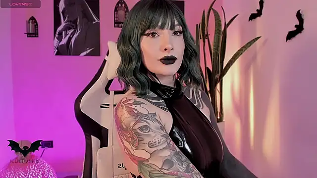 VelvetVampiree online show from 01-16-26, 10:47