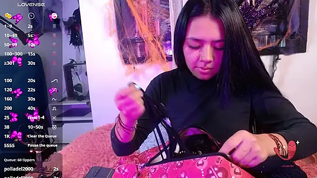 hellenngp online show from 10-28-25, 08:33