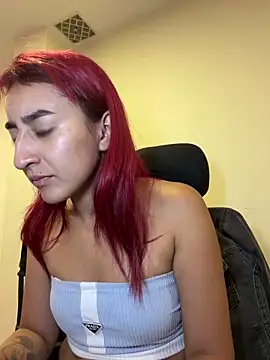 JuliethaDemon  online show from 04-01-26, 01:23