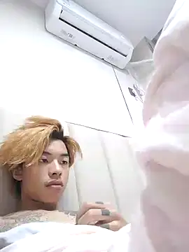 Snapshot of junjun1189 chatting on 09-17-25, 05:47 junjun1189 online show from 09-17-25, 05:47