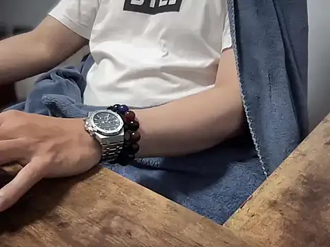 Snapshot of Kumamon518 chatting on 02-17-26, 11:40 Kumamon518 online show from 02-17-26, 11:40