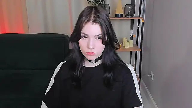 Snapshot of Sophie_SkyAngel chatting on 09-17-25, 09:16 Sophie SkyAngel online show from 09-17-25, 09:16