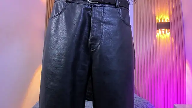 imtammy lynn  online show from 03-12-26, 12:00