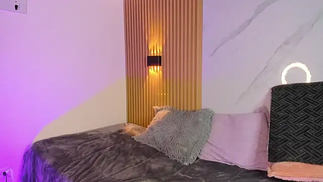 imtammy lynn  online show from 04-09-26, 11:37