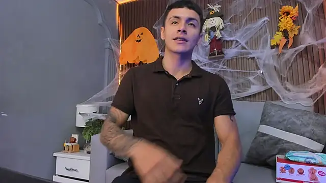 Leo santoro online show from 10-11-25, 01:42