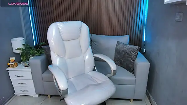 Leo santoro online show from 11-10-25, 02:49