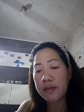 Snapshot of SweetASS6969 chatting on 11-30-25, 03:27 SweetASS6969 online show from 11-30-25, 03:27