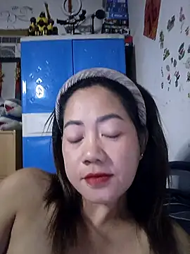 Snapshot of SweetASS6969 chatting on 03-24-26, 05:40 SweetASS6969 online show from 03-24-26, 05:40