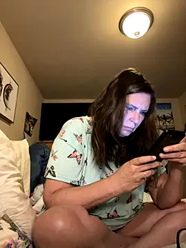 Snapshot of petalsexy chatting on 09-10-25, 05:57 petalsexy online show from 09-10-25, 05:57