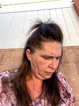 Snapshot of petalsexy chatting on 09-14-25, 06:40 petalsexy online show from 09-14-25, 06:40