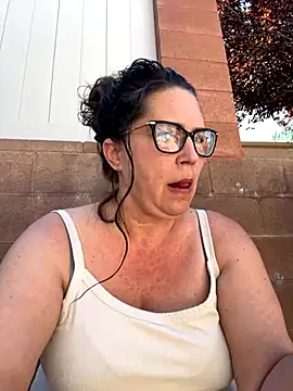 Snapshot of petalsexy chatting on 09-15-25, 06:30 petalsexy online show from 09-15-25, 06:30