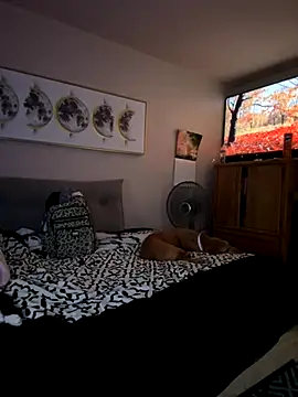 Snapshot of petalsexy chatting on 09-24-25, 11:30 petalsexy online show from 09-24-25, 11:30