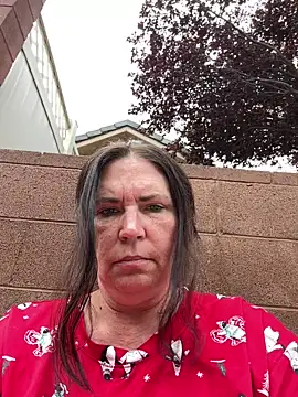 Snapshot of petalsexy chatting on 10-11-25, 03:10 petalsexy online show from 10-11-25, 03:10