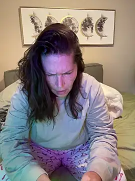 Snapshot of petalsexy chatting on 11-04-25, 06:29 petalsexy online show from 11-04-25, 06:29