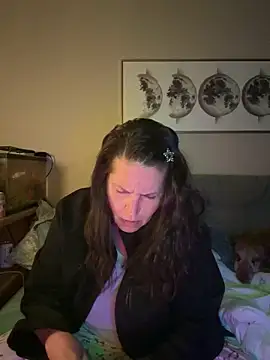 Snapshot of petalsexy chatting on 11-11-25, 03:56 petalsexy online show from 11-11-25, 03:56