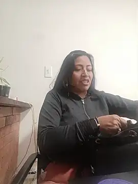 PAULA20- online show from 10-11-25, 01:09