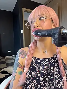 ValentinaBianchi online show from 12-16-25, 07:41